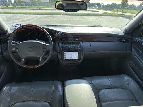 2002 Cadillac DeVille DHS
