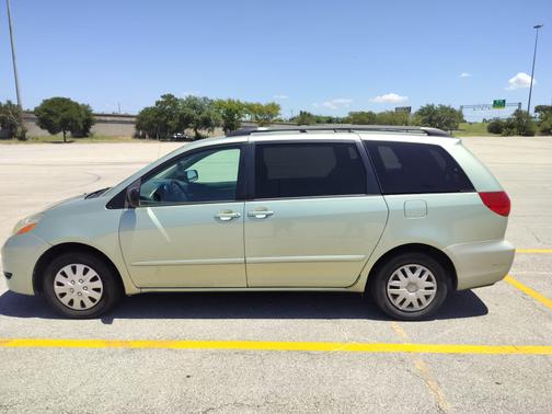 2006 Toyota Sienna CE