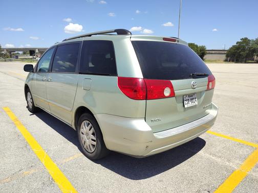 2006 Toyota Sienna CE