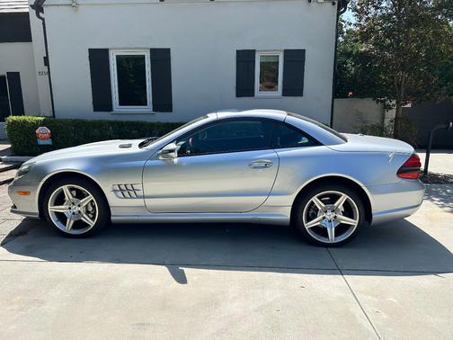 Silver 2009 Mercedes-Benz SL-Class SL550 Roadster