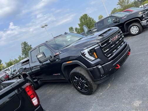 2024 GMC Sierra 2500 AT4