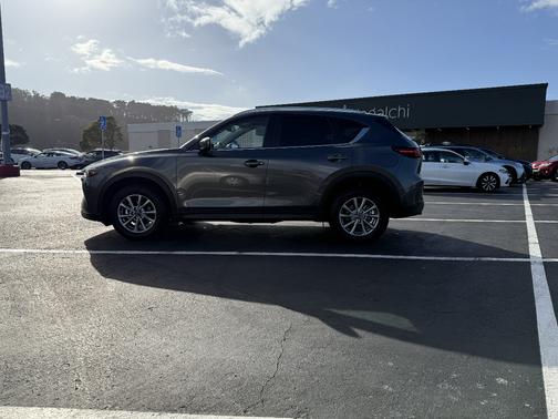 2022 Mazda CX-5 2.5 S Preferred Package