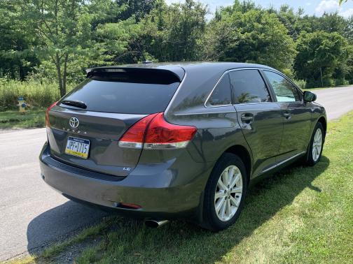 2012 Toyota Venza LE