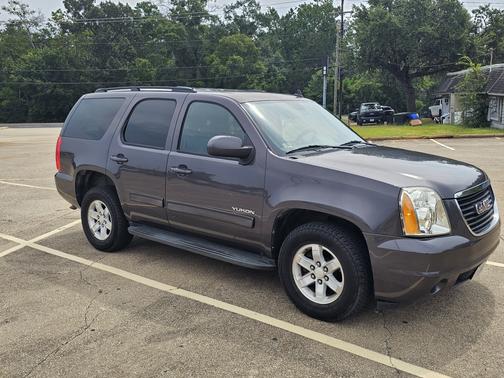 2011 GMC Yukon SLE