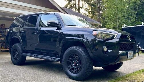 Black 2016 Toyota 4Runner SR5 Premium