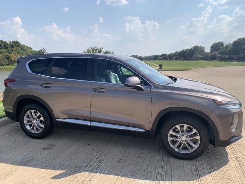 2019 Hyundai SANTA FE SE 2.4