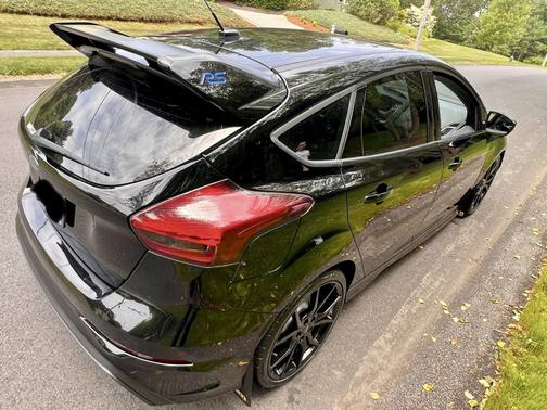 2017 Ford Focus RS Base