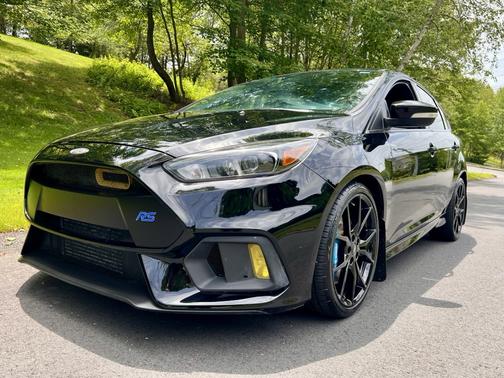 2017 Ford Focus RS Base