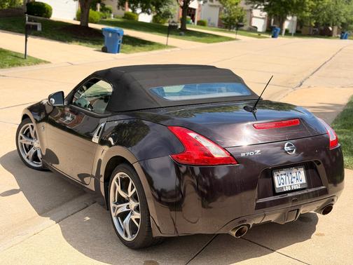 Red 2011 Nissan 370Z Touring