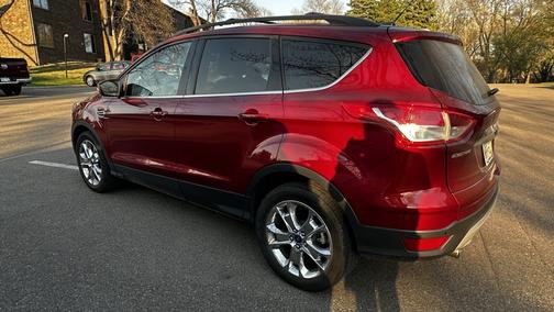 Red 2013 Ford Escape SEL