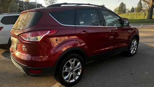 Red 2013 Ford Escape SEL