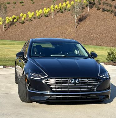 Black 2023 Hyundai SONATA Hybrid Limited