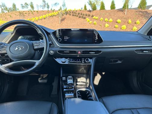 Black 2023 Hyundai SONATA Hybrid Limited