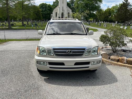 Gold 2003 Lexus LX 470 Base