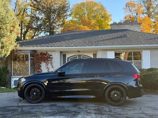 2016 BMW X5 xDrive50i