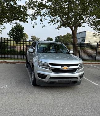 Silver 2017 Chevrolet Colorado LT