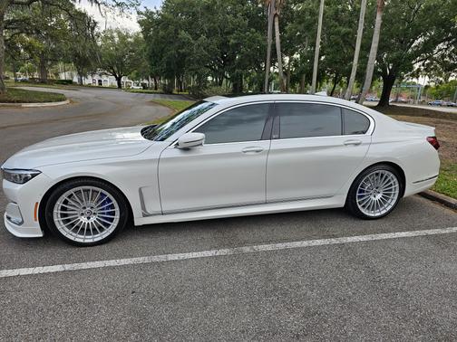 2022 BMW ALPINA B7 xDrive