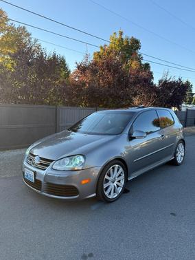 Gray 2008 Volkswagen R32 Base