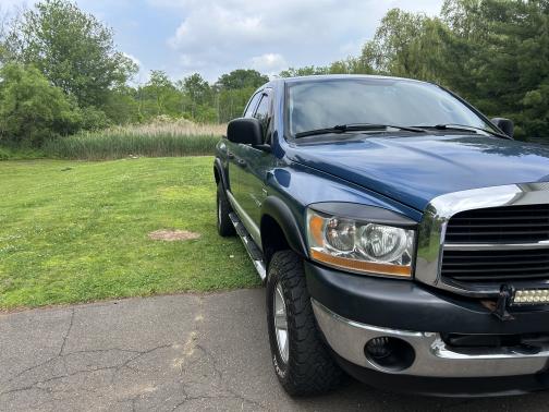 2006 Dodge Ram 1500 SLT Quad Cab