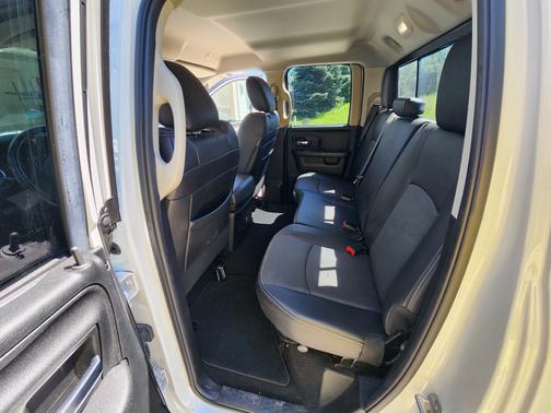 2017 RAM 1500 Sport