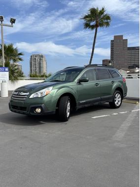 2013 Subaru Outback 2.5i Premium
