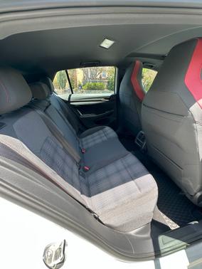 2023 Volkswagen Golf GTI 2.0T SE