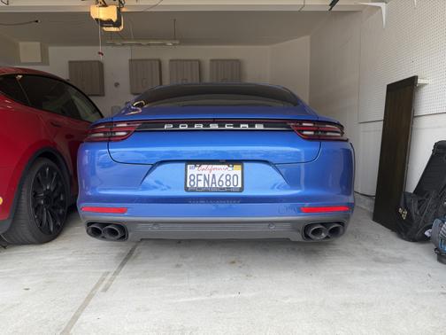 2018 Porsche Panamera Base