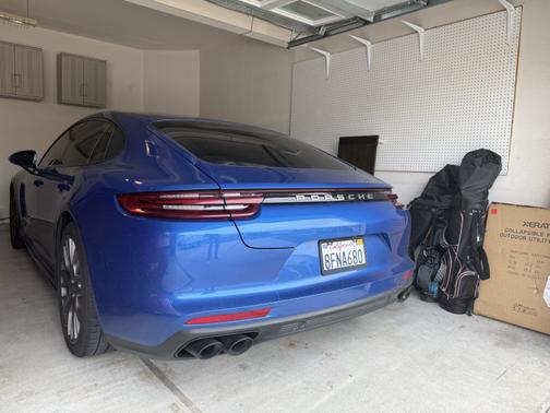 2018 Porsche Panamera Base