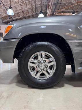 Gray 2000 Lexus LX 470 Base