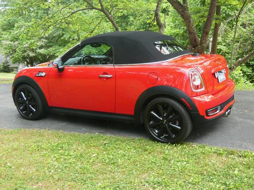 Red 2015 MINI Roadster Cooper S