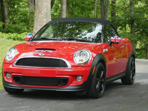 Red 2015 MINI Roadster Cooper S