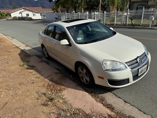 White 2008 Volkswagen Jetta SE