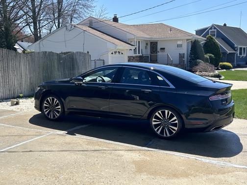 2019 Lincoln MKZ Reserve II