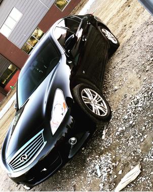 2015 INFINITI Q40 Base