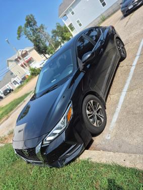 Black 2022 Nissan Sentra SV