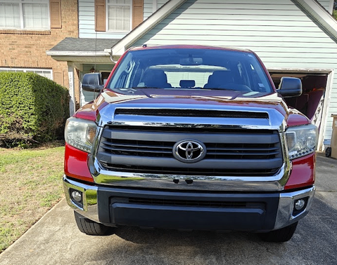 Red 2014 Toyota Tundra SR5