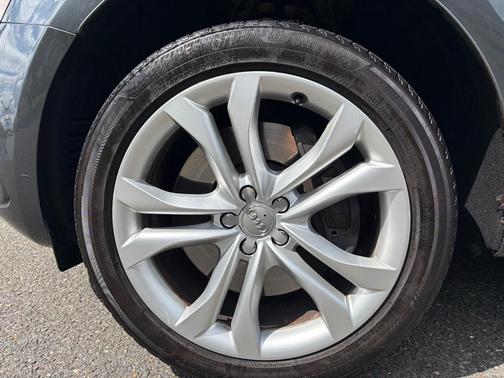Gray 2015 Audi SQ5 3.0T Premium Plus