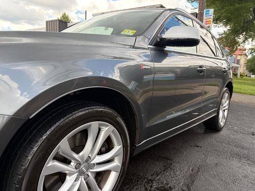 Gray 2015 Audi SQ5 3.0T Premium Plus