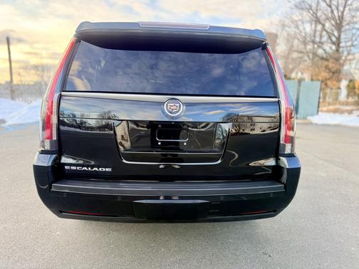 2015 Cadillac Escalade ESV Luxury