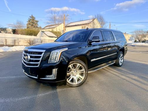 2015 Cadillac Escalade ESV Luxury