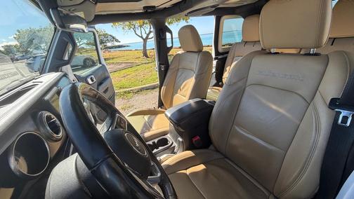 White 2018 Jeep Wrangler Unlimited Rubicon