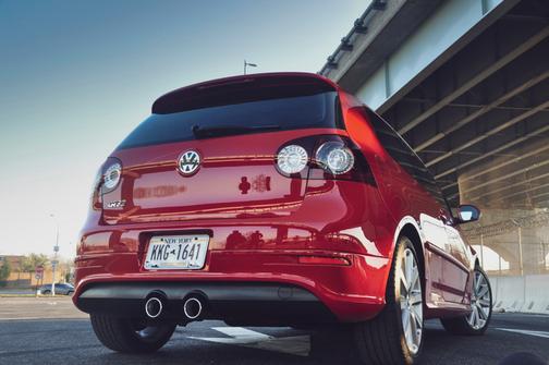 2008 Volkswagen R32 Base