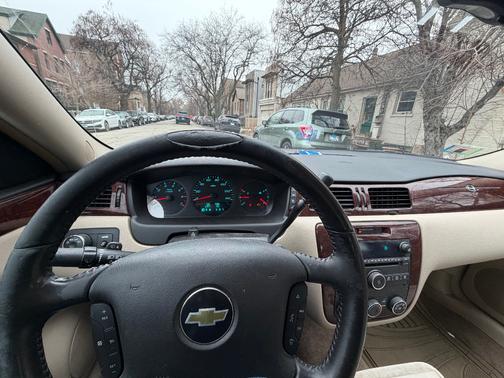 2011 Chevrolet Impala LS