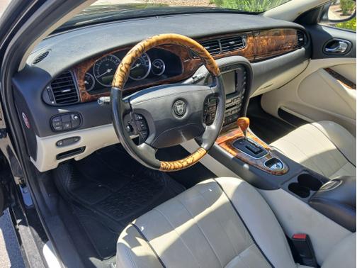 2008 Jaguar S-Type 3