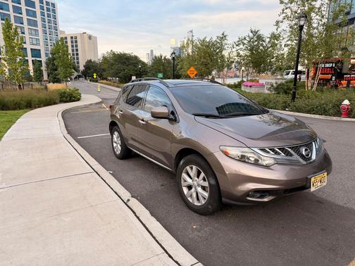 Brown 2014 Nissan Murano SL