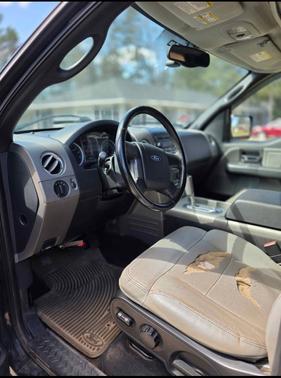 2005 Ford F-150 Lariat SuperCrew