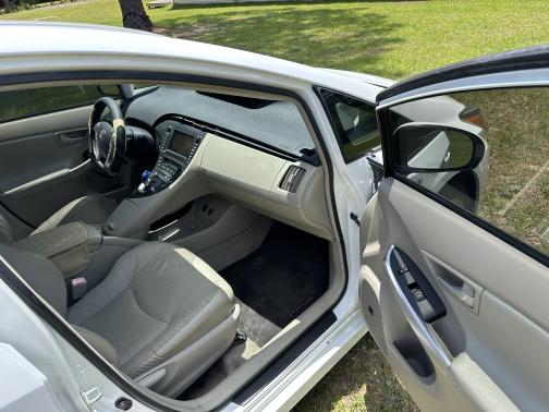 2010 Toyota Prius V