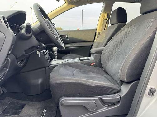 2013 Nissan Rogue SV