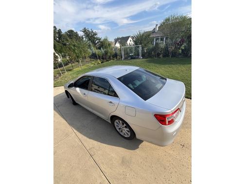 2013 Toyota Camry Hybrid XLE