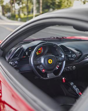 2017 Ferrari 488 GTB Base